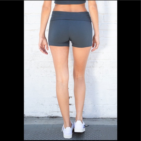 Brandy Melville faded blue Priscilla shorts - Picture 3 of 5